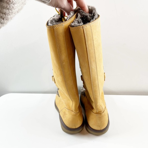 Timberland Brown Lace-Up Boots with Faux Fur - Picture 5 of 9
